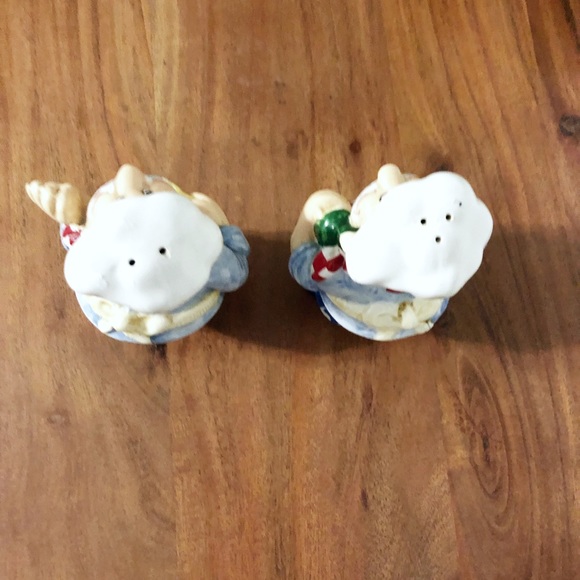 Salt & Pepper Vintage Chef Shakers - Picture 3 of 4